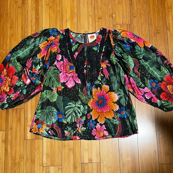 FARM Rio Multicolor Floral Blouse - Picture 4 of 16
